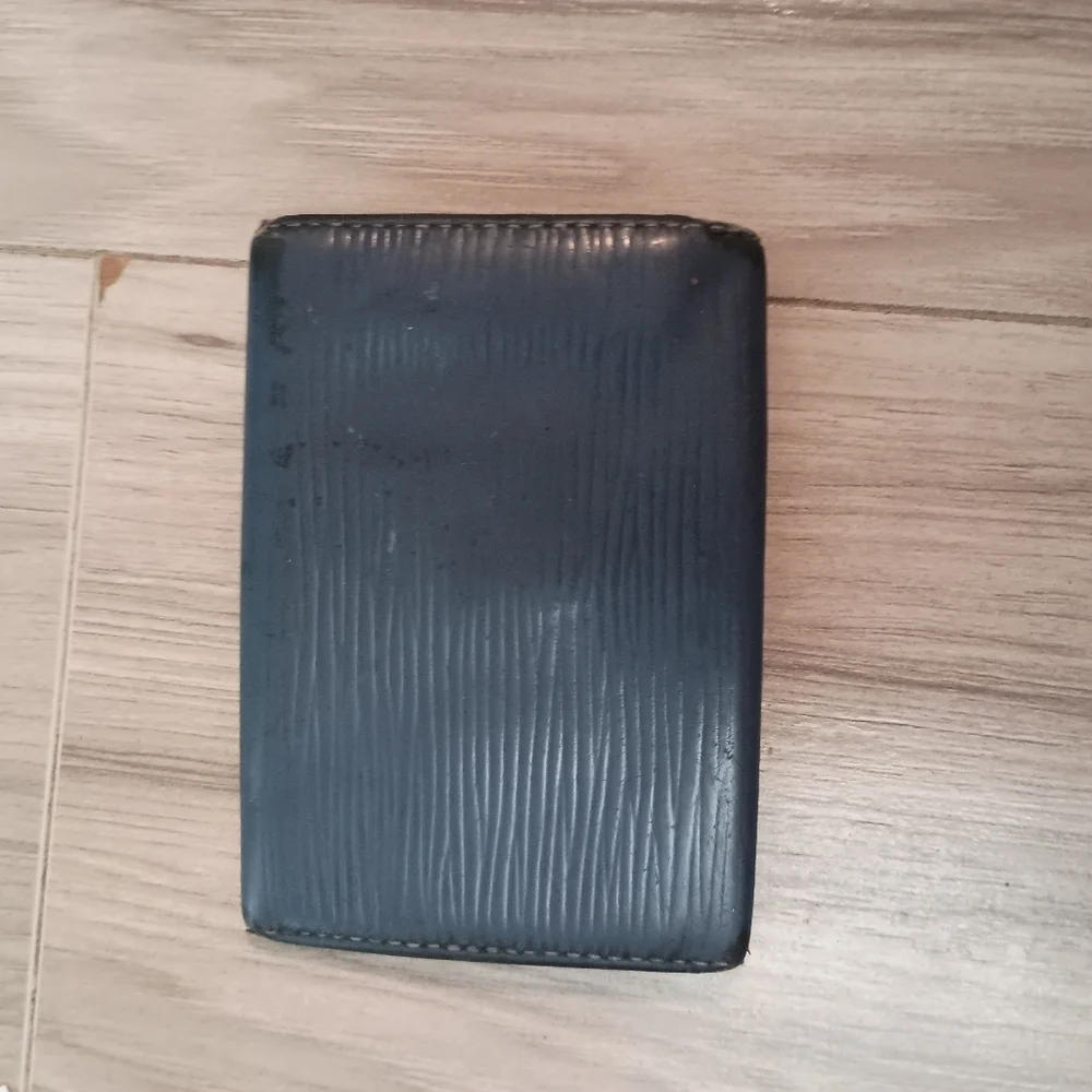 Louis Vuitton Blue Epi Key Case Holder
